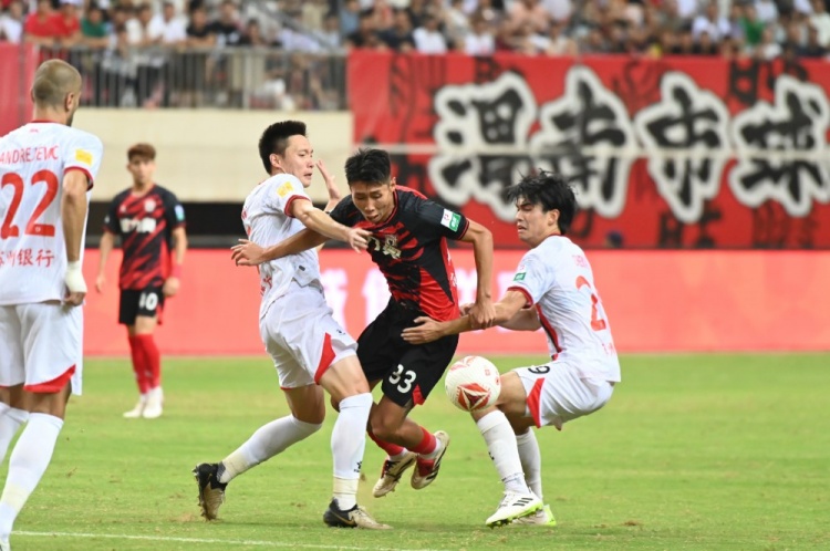 乔瓦尼：对方第一次反击时我们出现失误，他们给了我们沉重的惩罚