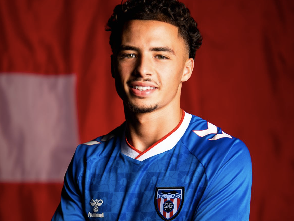 官方:20岁比利时边锋塔勒比加盟桑德兰,合同为期五年