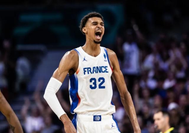 麻将胡了2-攻防全能中流砥柱！文班完美奥运首秀助法国逆转